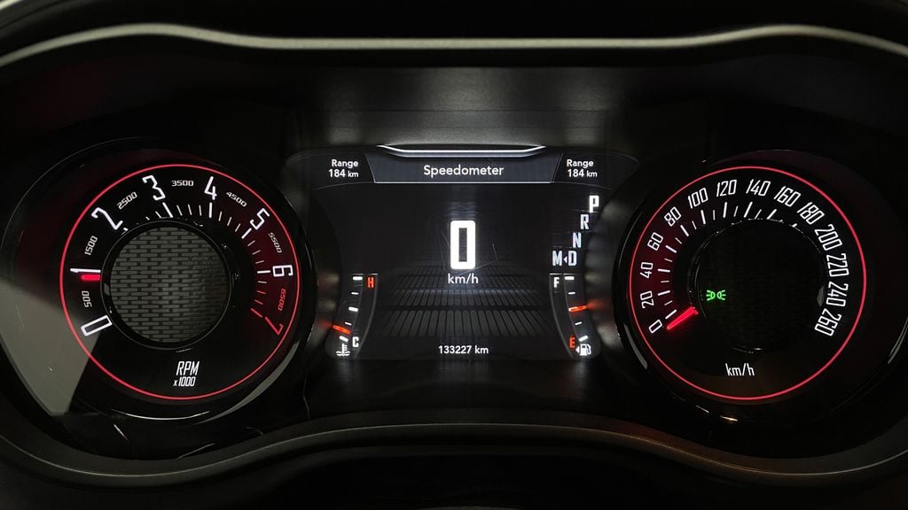 Dodge Challenger SXT Plus 2016
