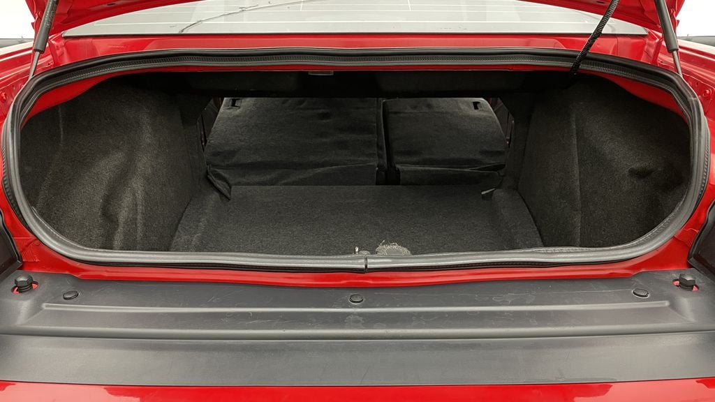 Dodge Challenger SXT Plus 2016