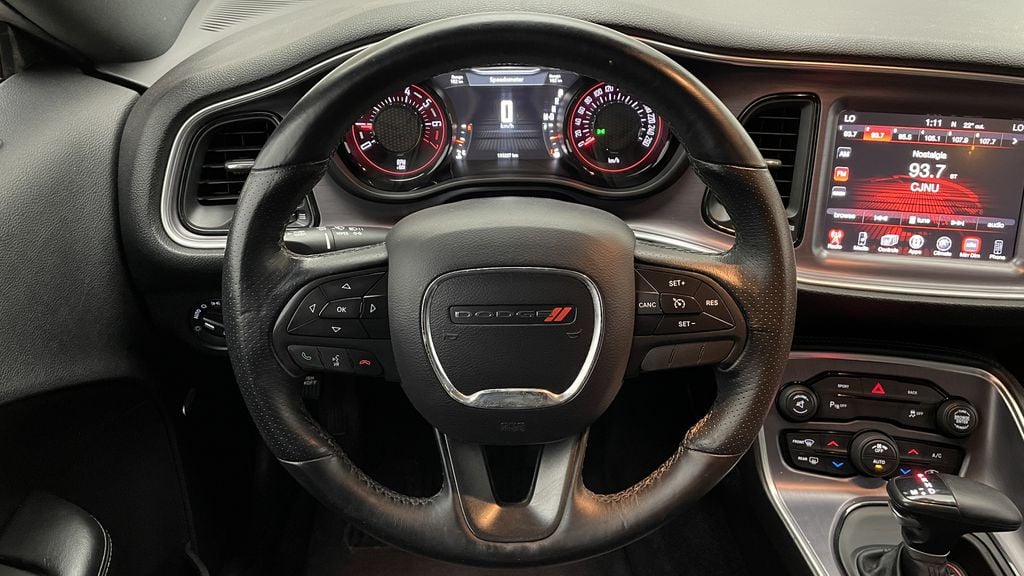 Dodge Challenger SXT Plus 2016