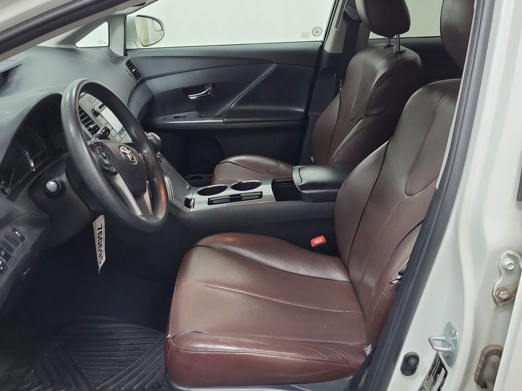 Toyota Venza Redwood Edition 2016