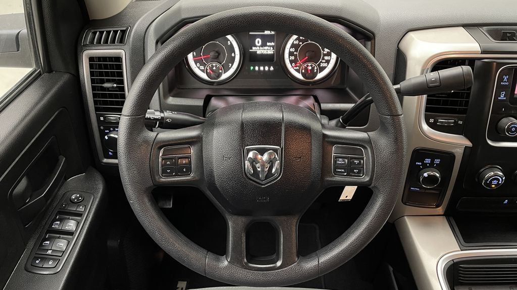 Ram 1500 SXT 2018