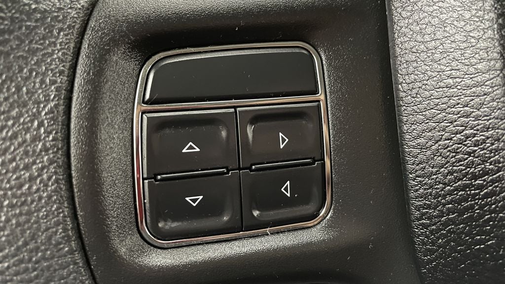 Ram 1500 SXT 2018