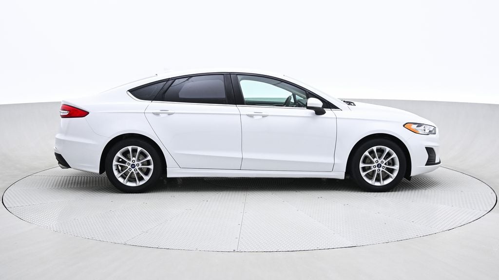 Ford Fusion SE 2019