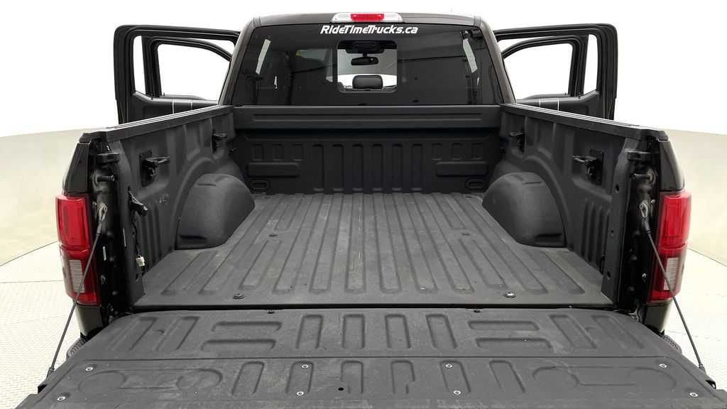 Ford F-150 LARIAT 2020