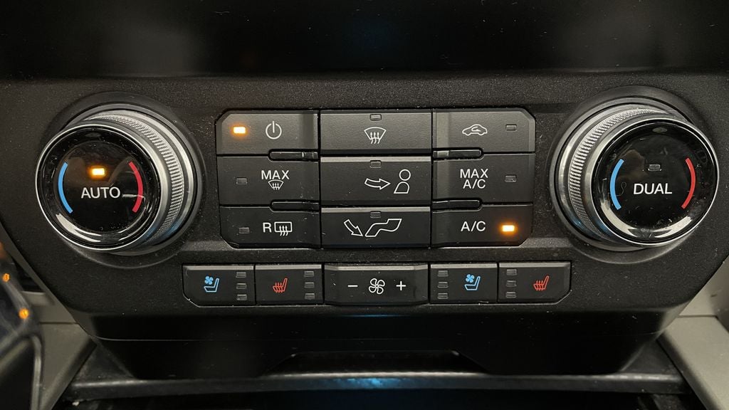 Ford F-150 LARIAT 2020