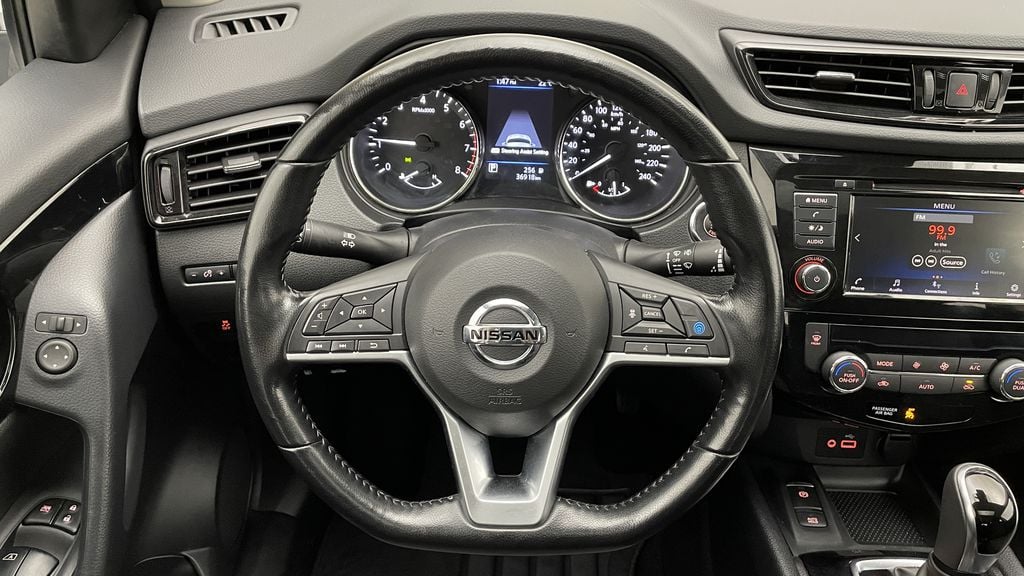 Nissan Qashqai SV 2021