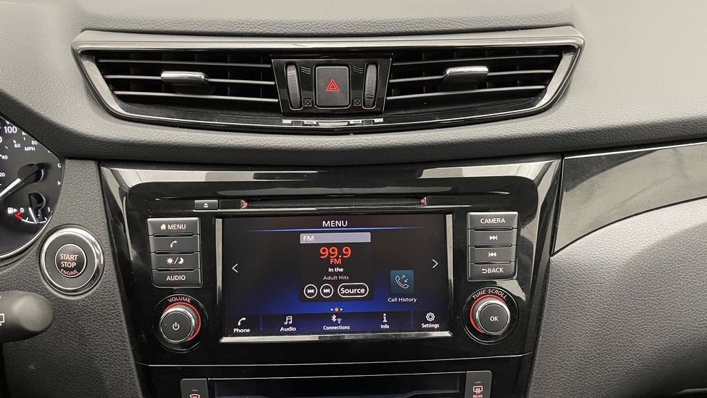 Nissan Qashqai SV 2021