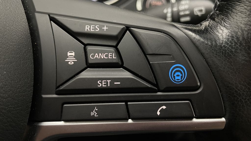 Nissan Qashqai SV 2021