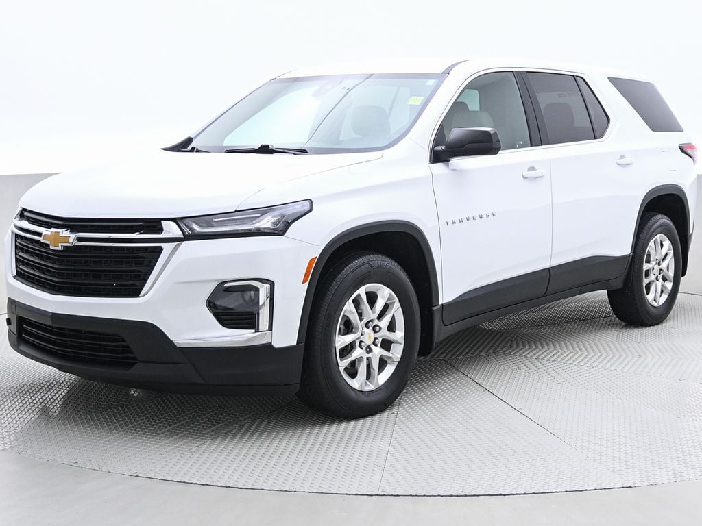 Chevrolet Traverse LS 2022