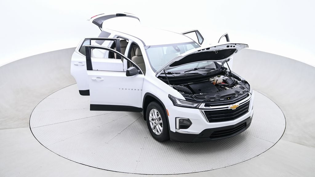 Chevrolet Traverse LS 2022