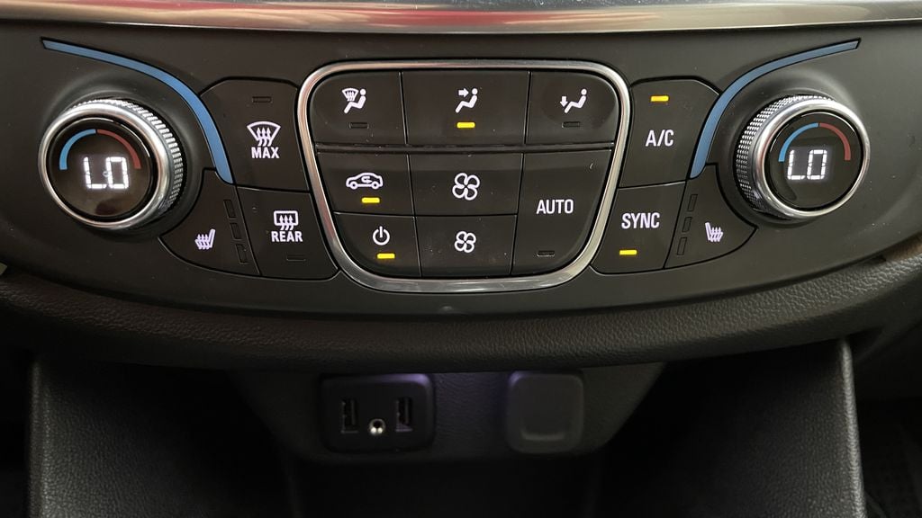 Chevrolet Traverse LS 2022