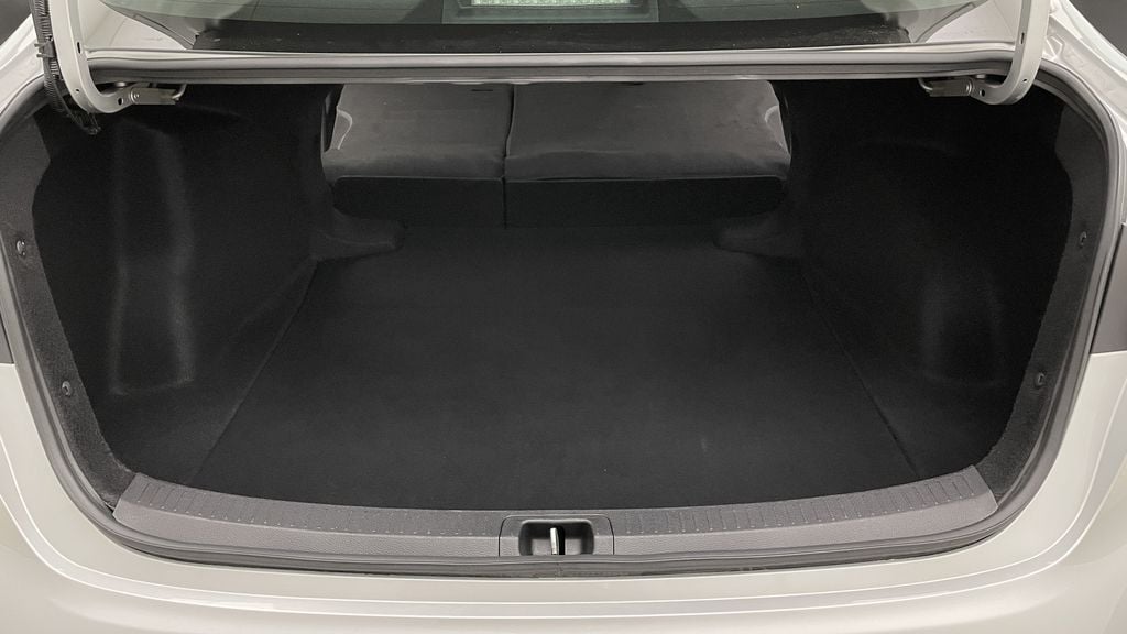 Toyota Corolla LE 2023