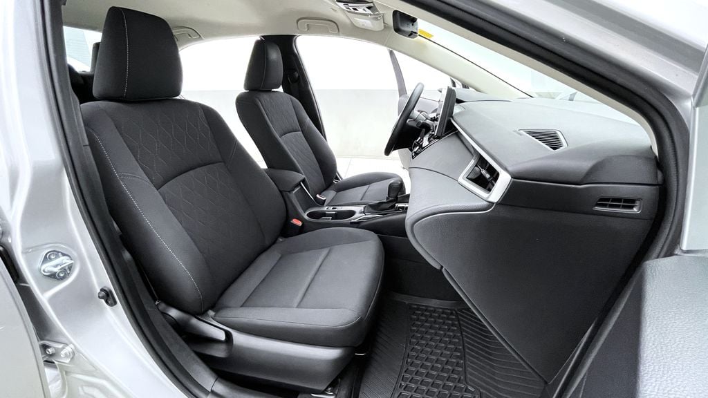 Toyota Corolla LE 2023