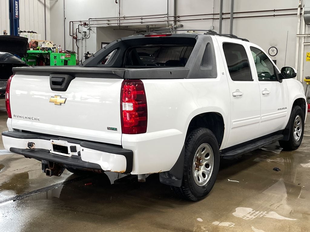Chevrolet Avalanche LT w/1SC 2011