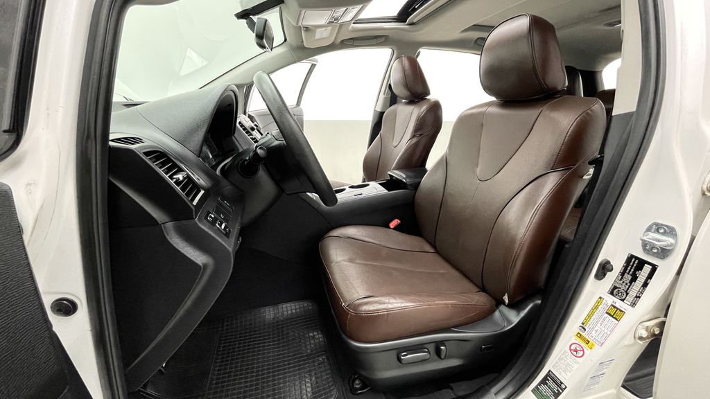 Toyota Venza Redwood Edition 2016