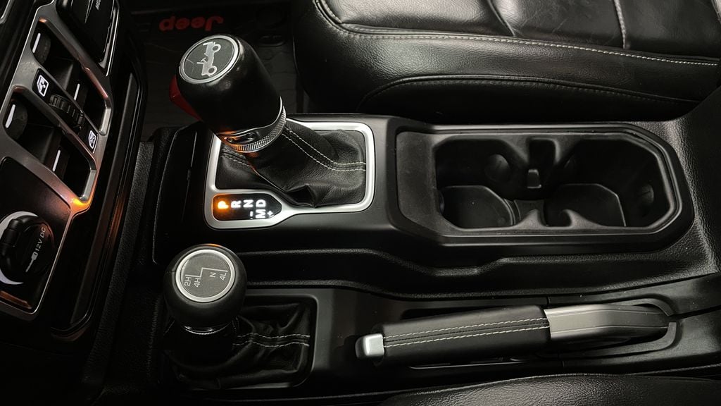 Jeep Wrangler Unlimited Sahara 2018
