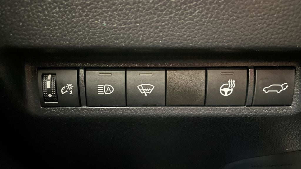 TOYOTA RAV4 XLE 2019