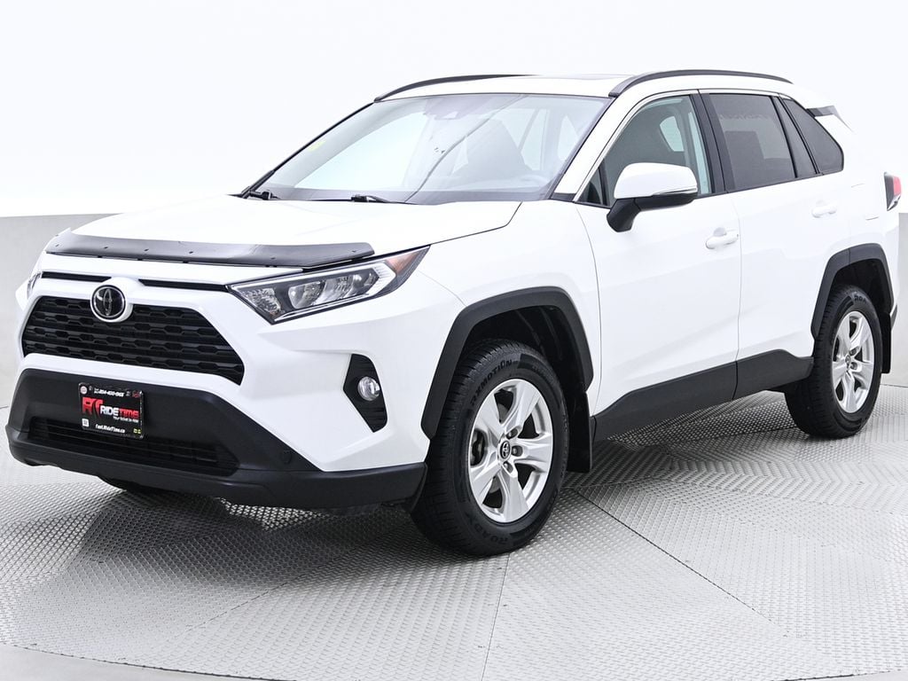 TOYOTA RAV4 XLE 2019