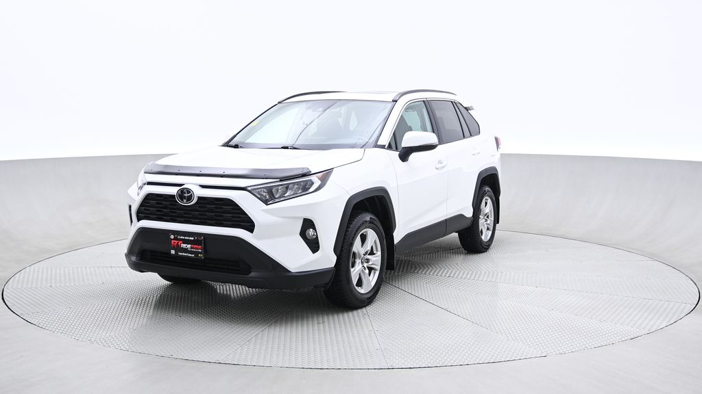 TOYOTA RAV4 XLE 2019