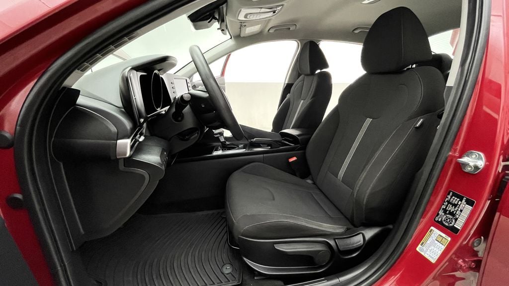Hyundai Elantra Essential 2021
