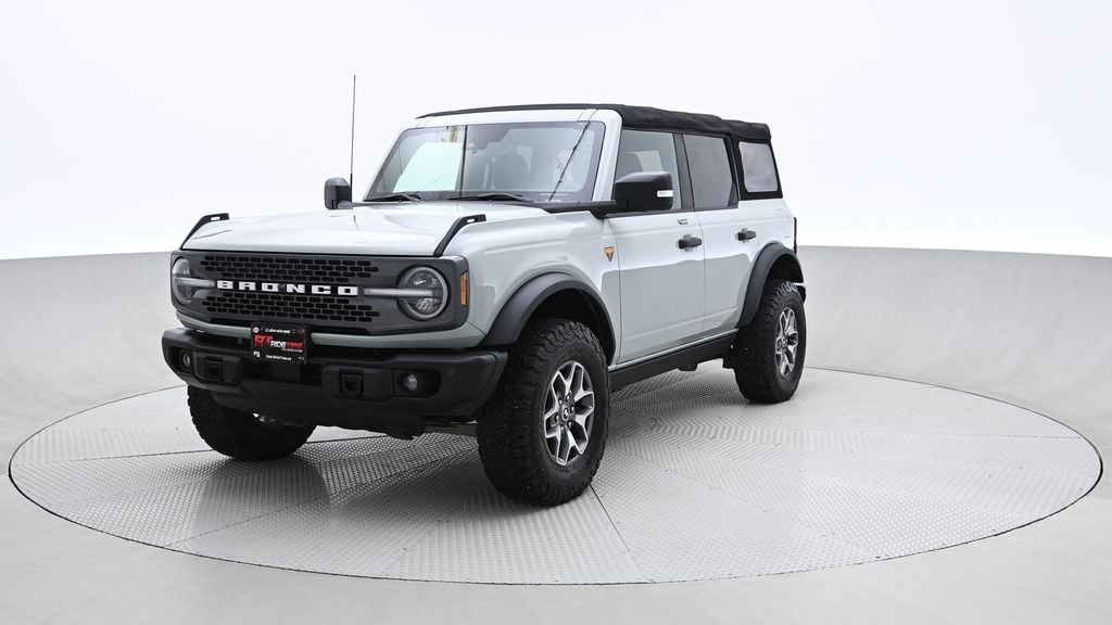 Ford Bronco Badlands 2022