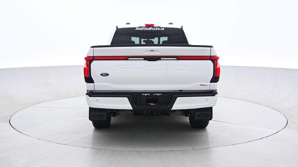 Ford F-150 Lightning LARIAT 2022
