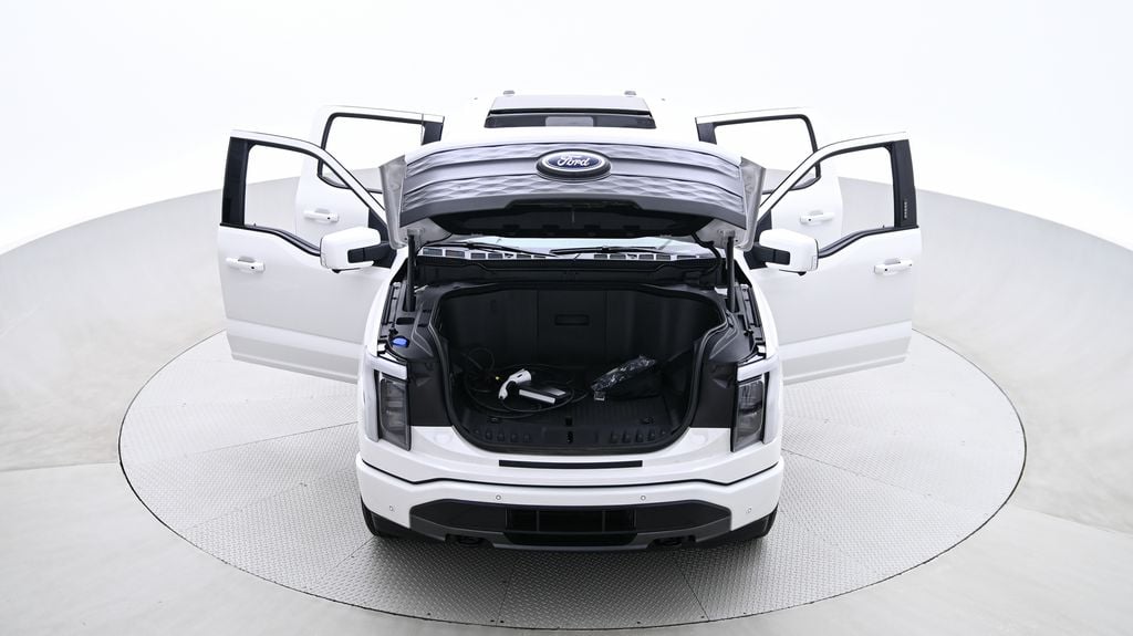 Ford F-150 Lightning LARIAT 2022