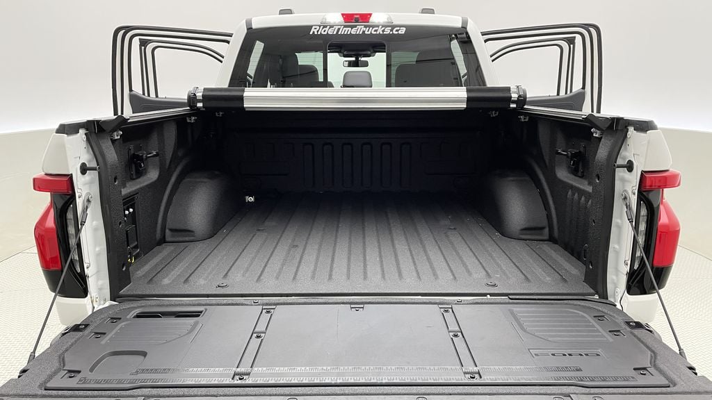 Ford F-150 Lightning LARIAT 2022