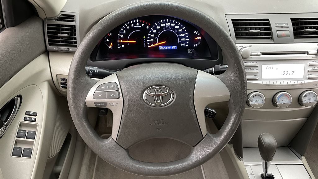 Toyota Camry LE 2011