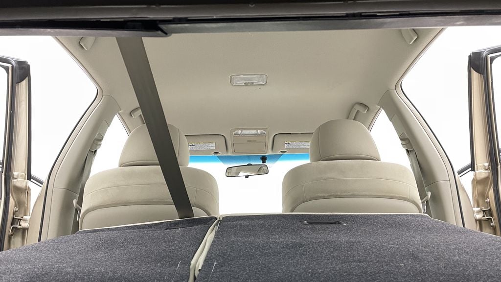 Toyota Camry LE 2011