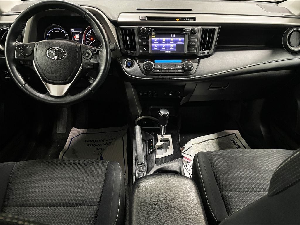Toyota RAV4 XLE 2018