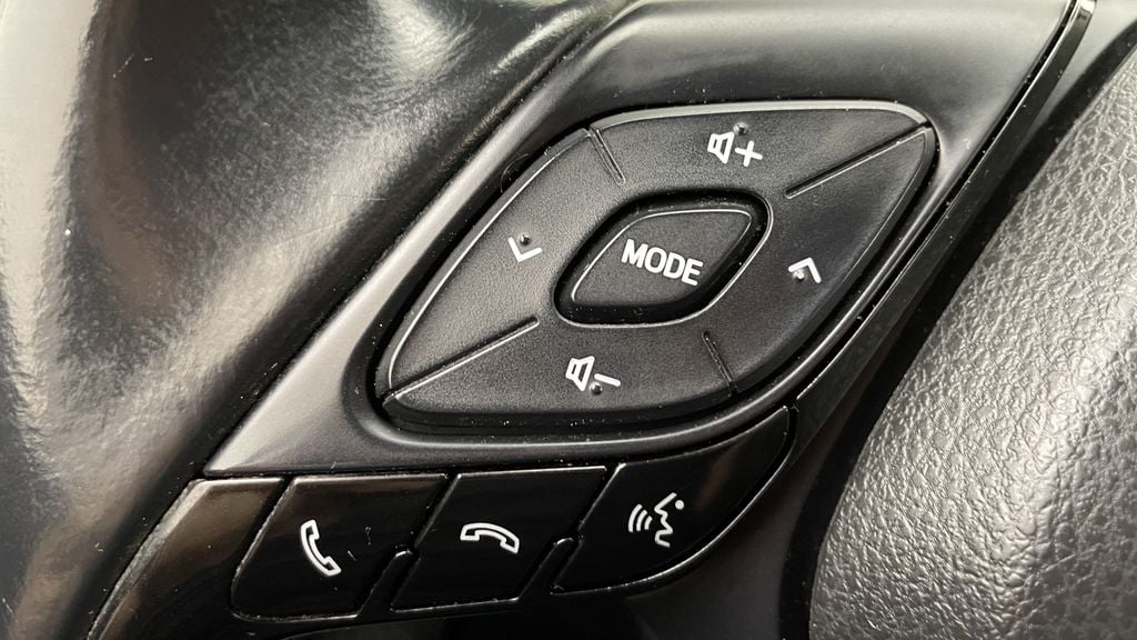 Toyota C-HR XLE Premium 2019