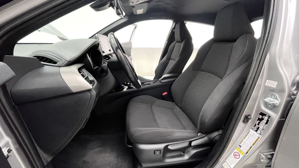 Toyota C-HR XLE Premium 2019