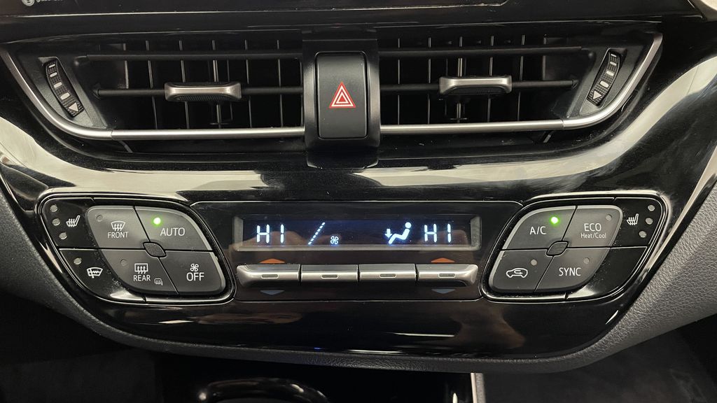 Toyota C-HR XLE Premium 2019