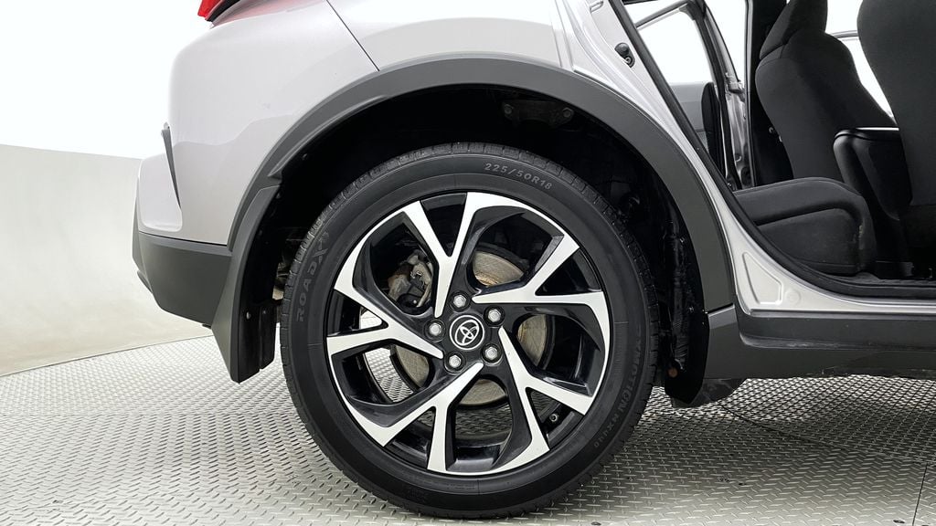 Toyota C-HR XLE Premium 2019