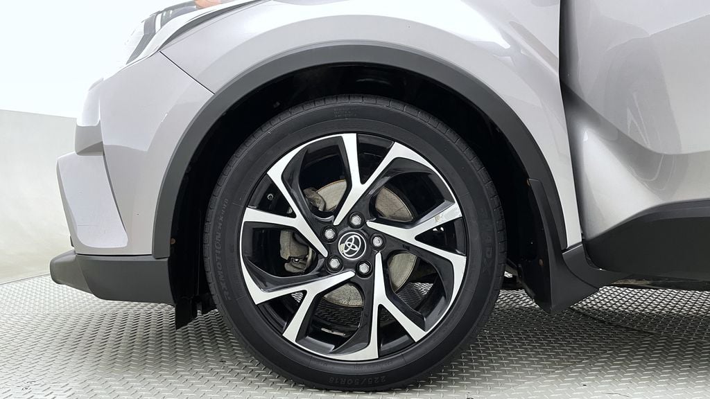 Toyota C-HR XLE Premium 2019