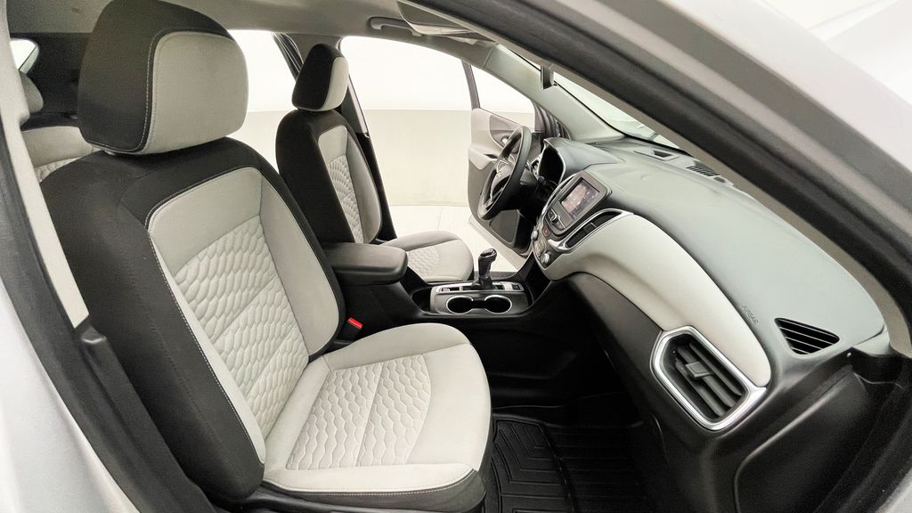 Chevrolet Equinox LS 2020