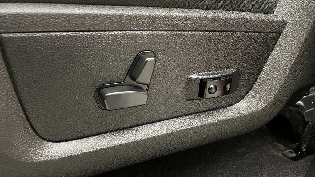 Ram 1500 Classic WARLOCK 2021