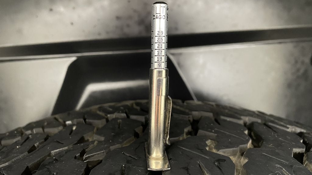 Ram 1500 Classic WARLOCK 2021