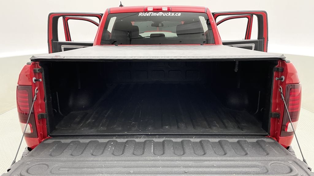 Ram 1500 Classic WARLOCK 2021