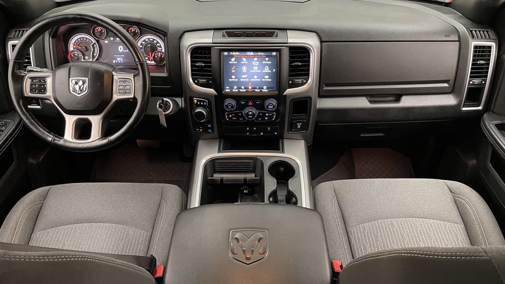 Ram 1500 Classic WARLOCK 2021