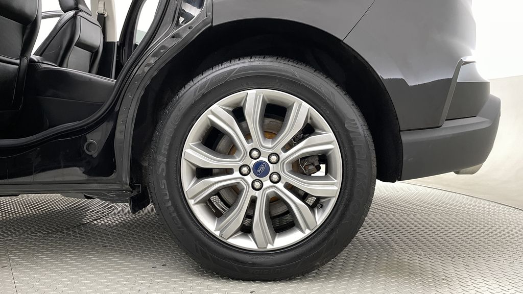 Ford Edge TITANIUM 2022