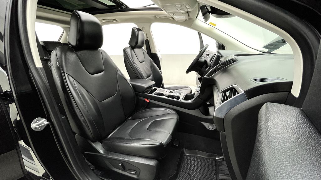 Ford Edge TITANIUM 2022