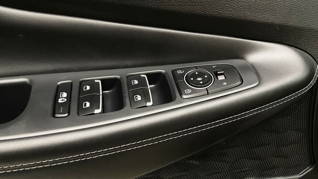 Hyundai Santa Fe Preferred 2022