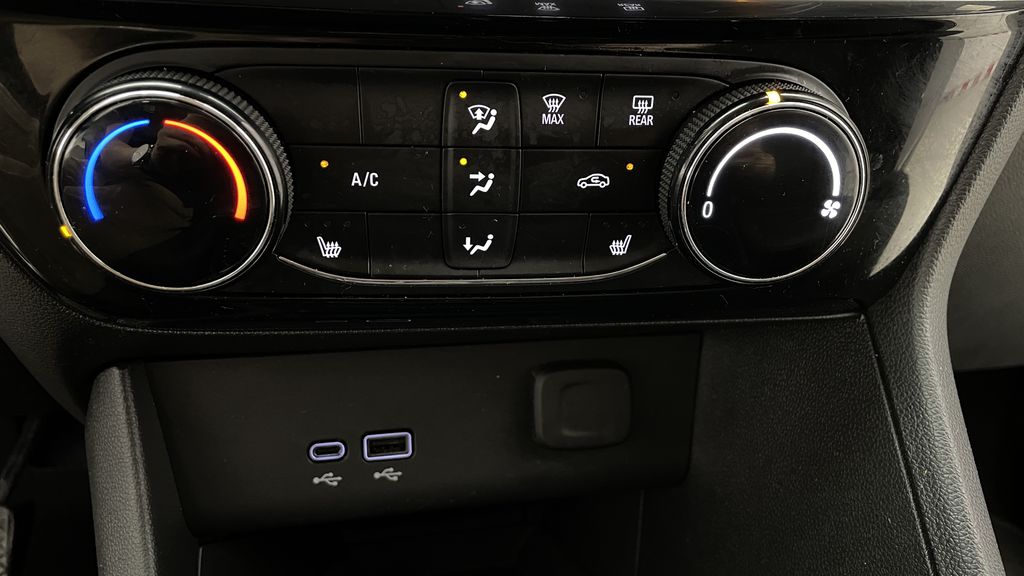 Buick Encore GX SPORT TOURING 2024