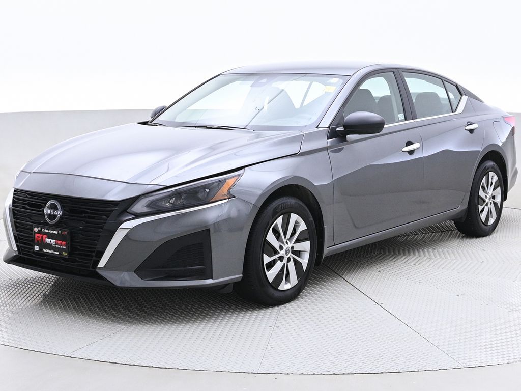 Nissan Altima S 2024