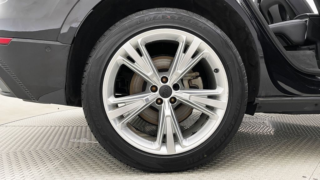 Audi Q8 Progressiv 2019