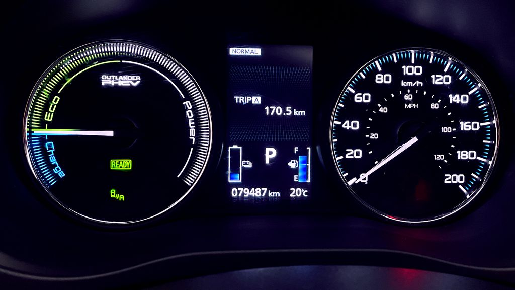 Mitsubishi Outlander PHEV SE 2020