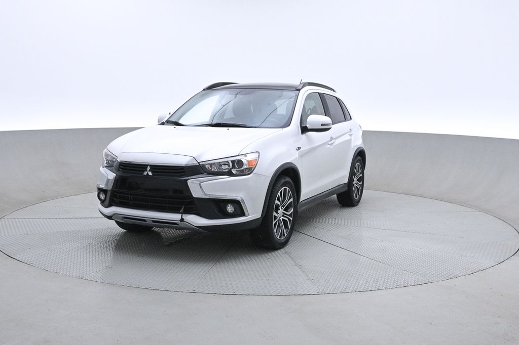 Mitsubishi RVR GT 2016
