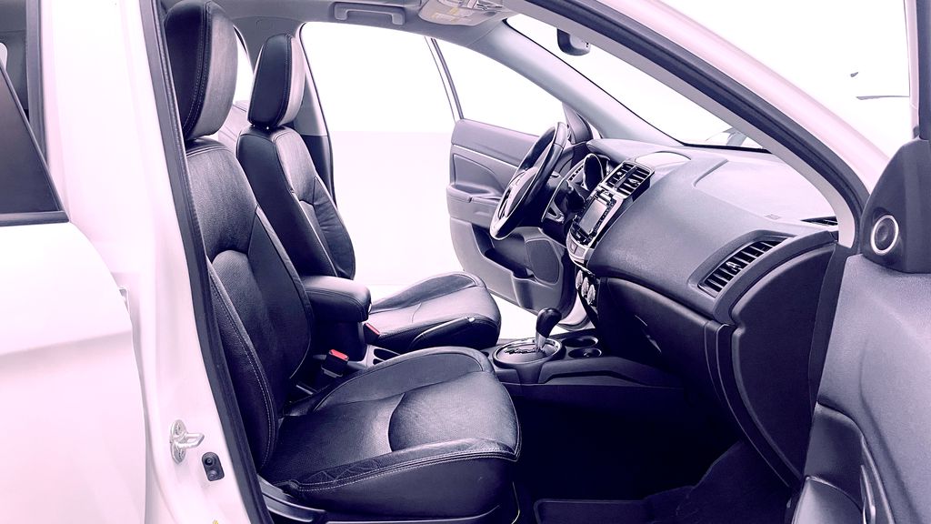 Mitsubishi RVR GT 2016